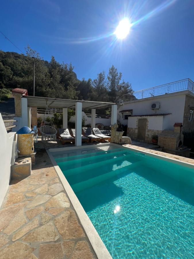 Theodore Resort Agios Georgios  Exteriör bild